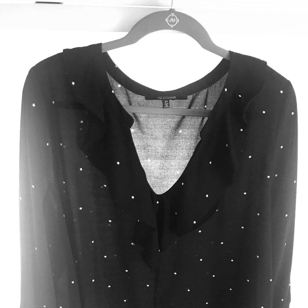 NWOT 19 Cooper Jameson Ruffle Detail Blouse